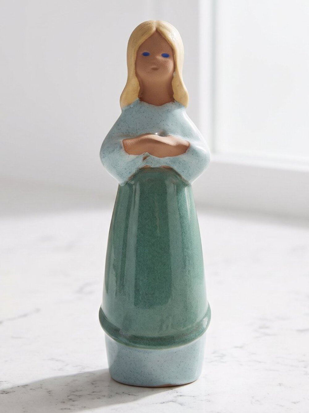 VTG Jie Gantofta Sweden Blonde Girl Ceramic Figurine Green Dress Apron 7.5" MCM